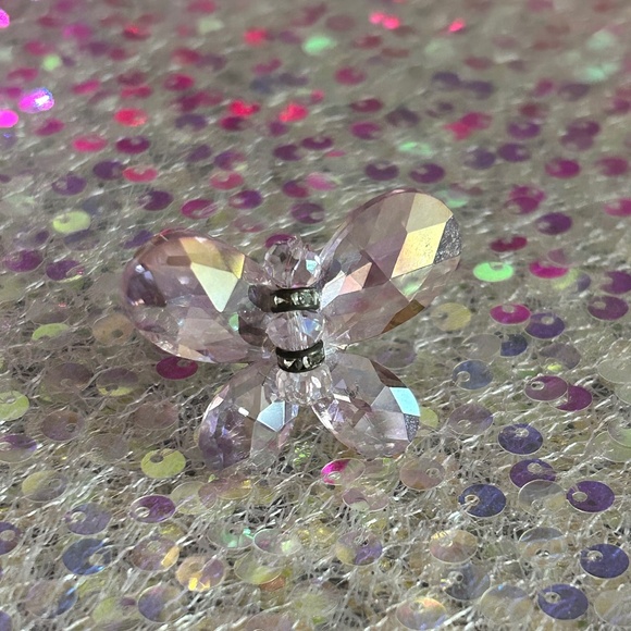 🦋Butterfly Crystal Ring🦋 - Picture 1 of 2